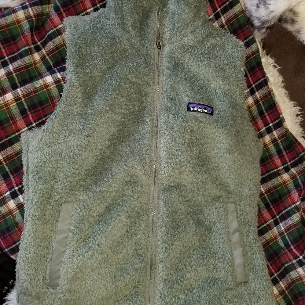 Patagonia plush los gatos vest sage green